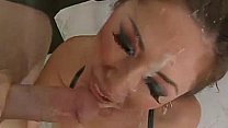 MILF GETS HUGE FACIAL