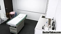 Teen Nerd Is In The Doctors Office And The Doctor Starts Fingering Her Pussy.After That,she Throats His Big Cock And Lets Him Fuck Her Pussy.