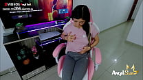 Hermosa Chinita Streamer "Sol GamePlays" Se Corre Bien Rico Encima De Sus Leggins