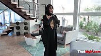 Arab MILF In HIjab Fucked By Teen