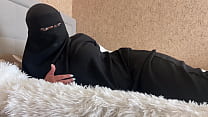 Arab Milf In Hijab Got Double Orgasm While Masturbating Her Pussy