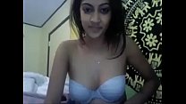 Sexydesi Babe Revealing Her Cute Bod